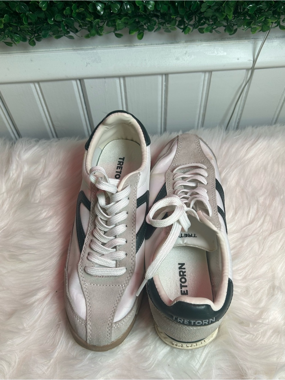 Rawlings White and Gray Lace-Up Women's Sneakers